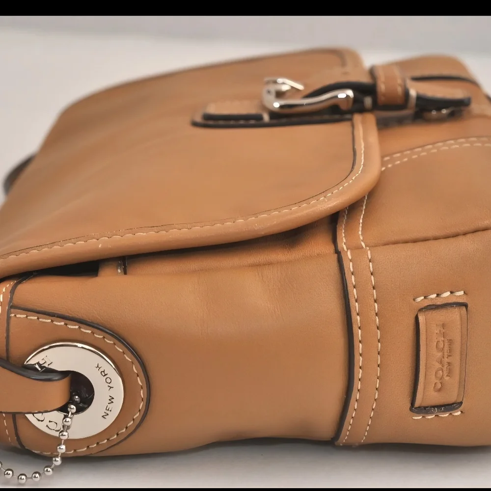 Authentic COACH Vintage Shoulder Cross Body Bag Purse Leather - Picture 6 of 9